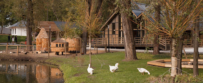 Посещение городской фермы для двоих