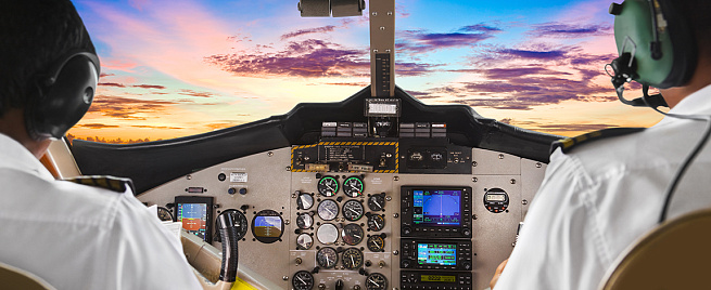 Полет на авиатренажере истребителя СУ-27 «VIP-полет»