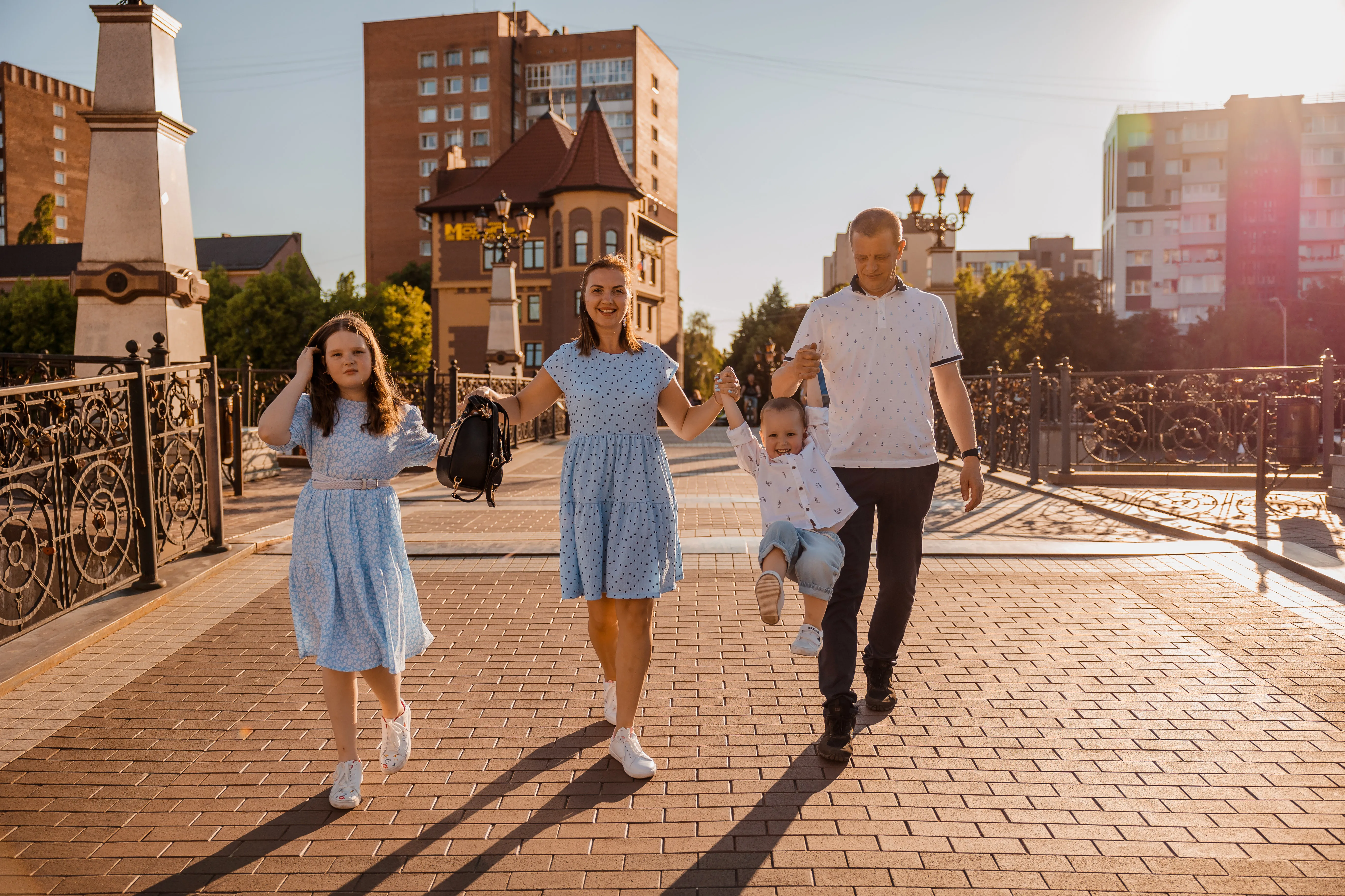 Фотосессия «Лайт» в подарок в Москве | Купить подарочный сертификат по  ценам интернет-магазина подарков-впечатлений